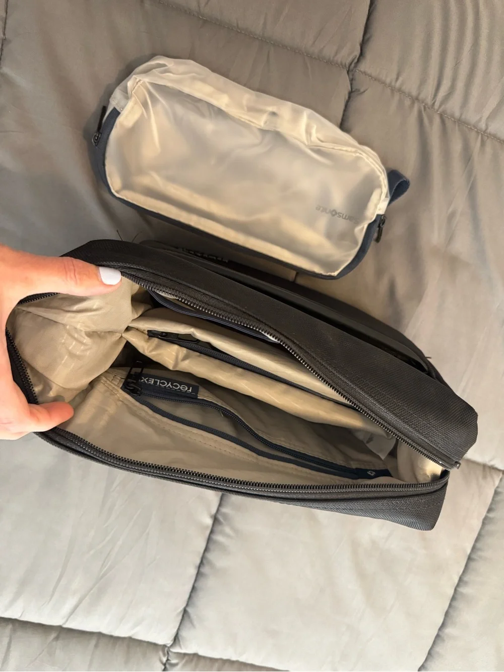 Samsonite Black toiletry bag